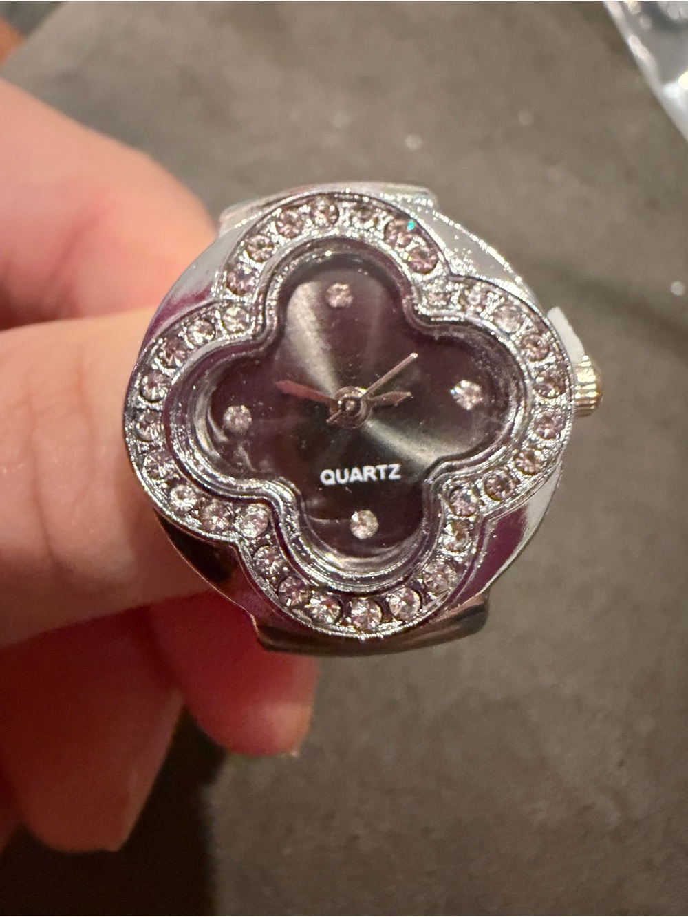 New Floral Quartz Watch Ring in Silver & Black